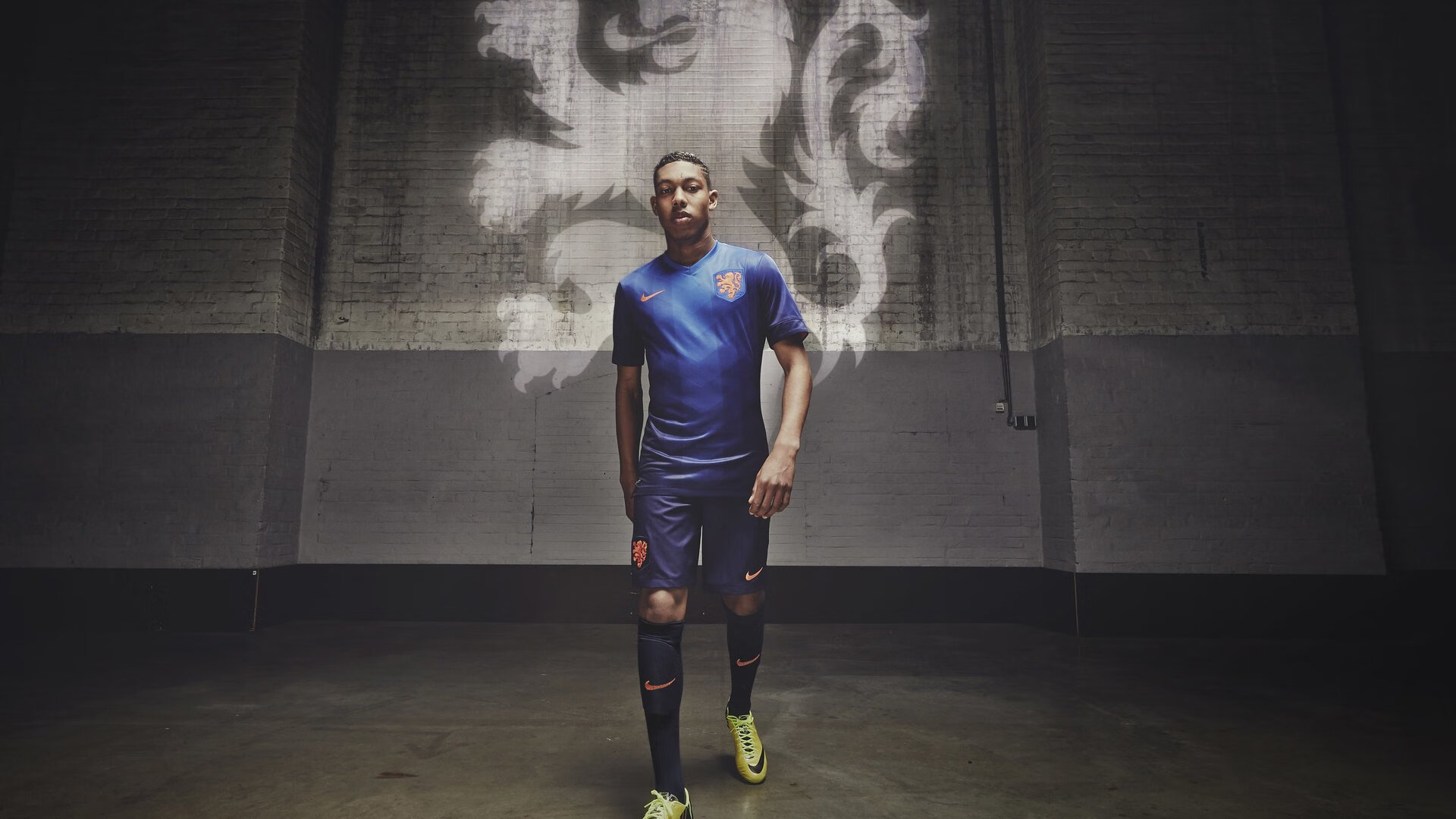 100米自比赛节奏曲线详解，100米身体运动节奏