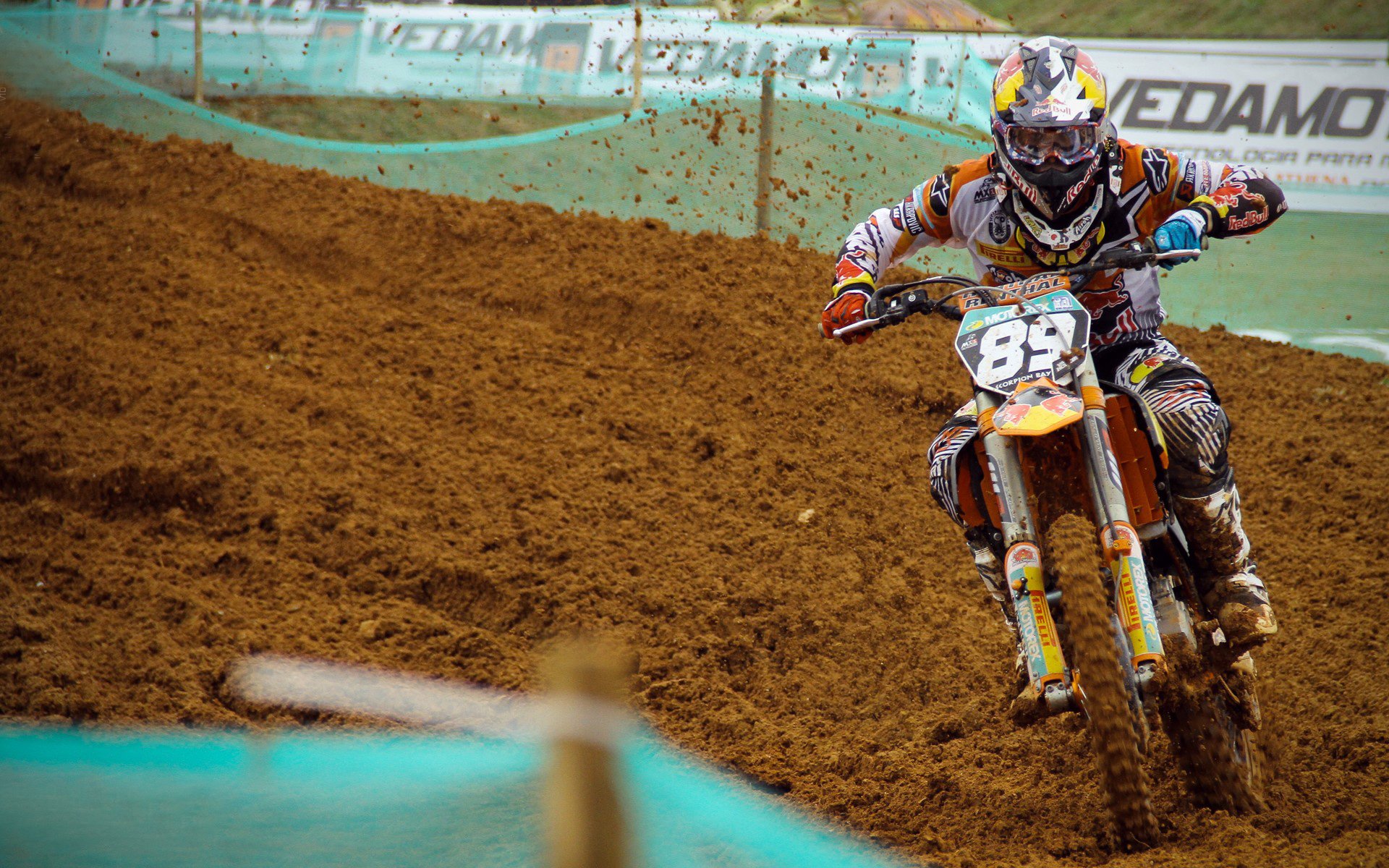 “阿根廷美洲狮队：强攻与防守的完美平衡”