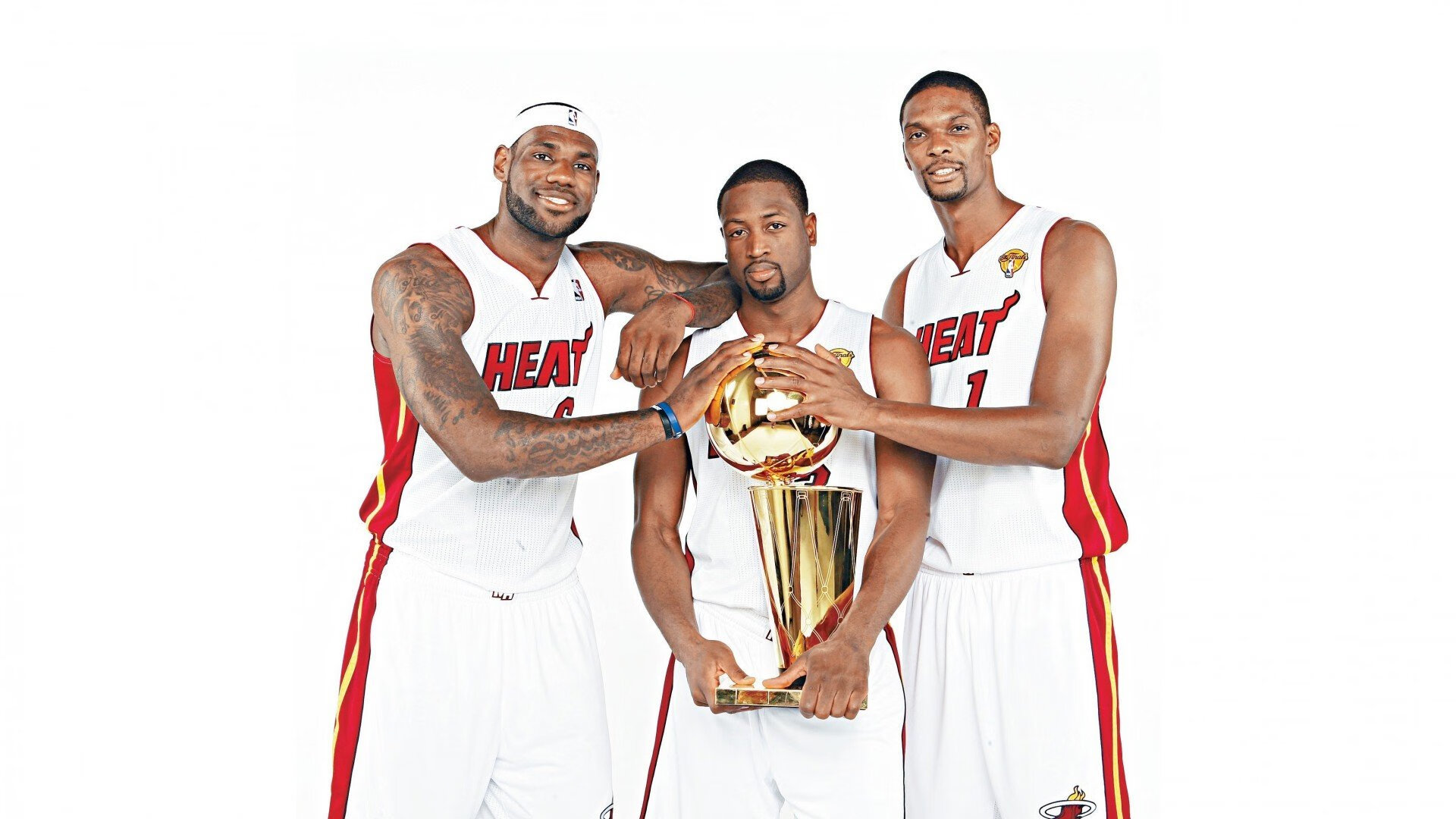 约翰·恩多耶-布鲁阿尔200米仰泳决赛展现强劲实力